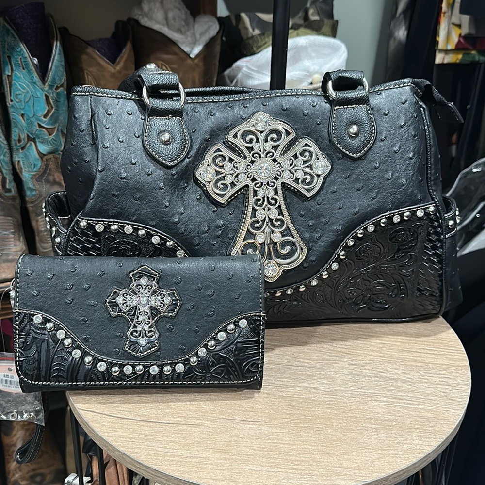 Blazon Roxy purse and wallet